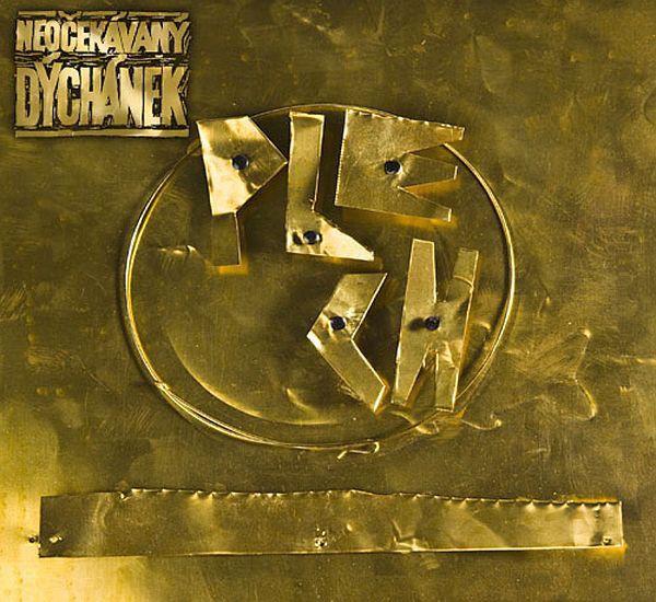 NEOCEKAVANY DYCHANEK: 